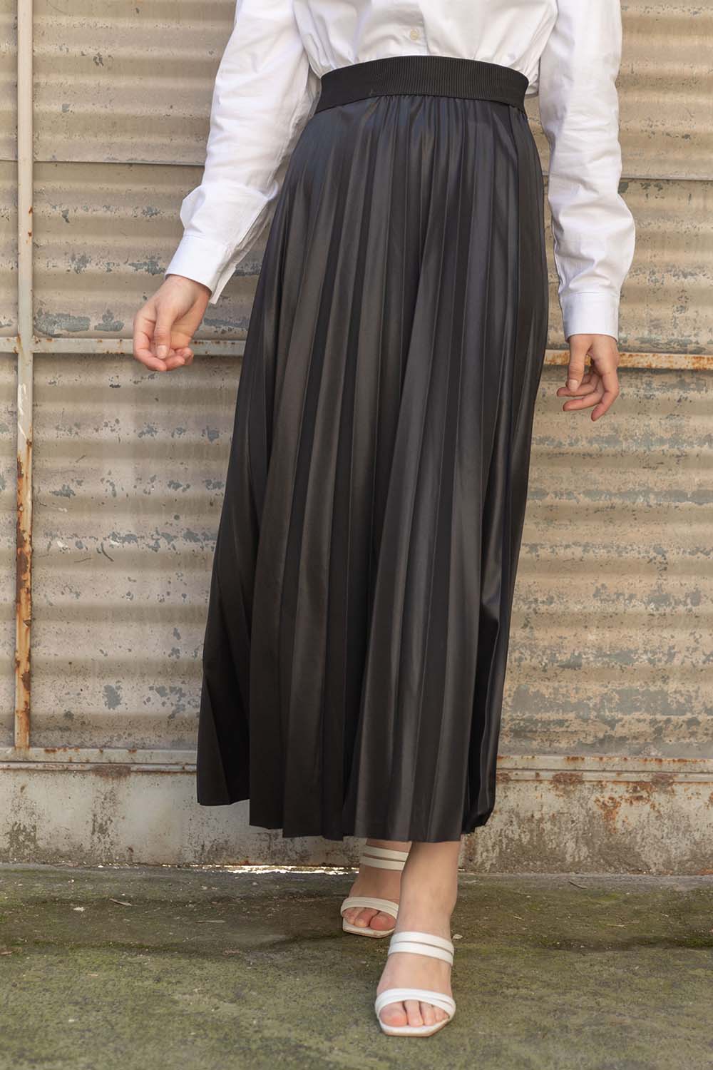 High Waisted Long Leather Pleated Skirts – Salma's Apparel co
